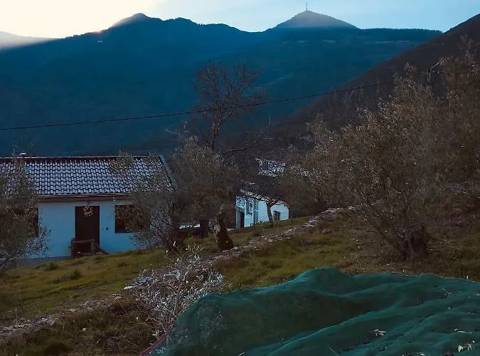 Εξοχικό σπίτι 